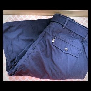 Men’s Levi’s cargo shorts